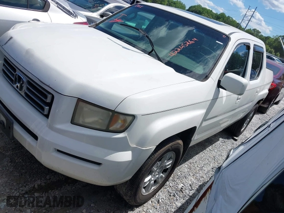 2006 Honda Ridgeline RTL z VIN 2HJYK16506H512654, wystawiony jako IAAI lot #42245264 z przebiegiem 303 551 mil mil oraz . Historia ofert i sprzedaży dostępna na DreamBid. Obrazek 2.