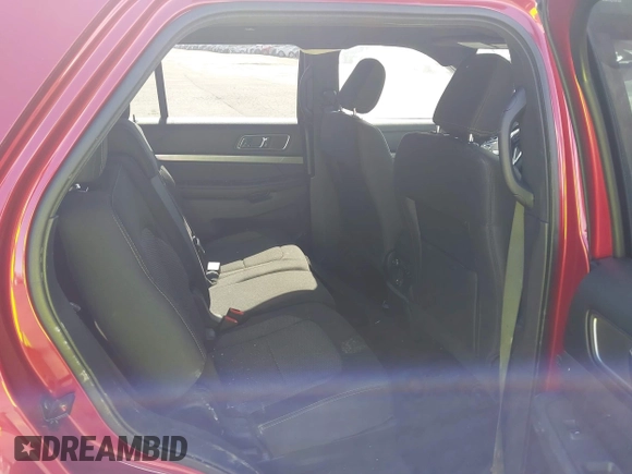 2018 Ford Explorer XLT with VIN 1FM5K8D8XJGB44996, listed as a IAAI auction lot 42703300 with Not provided miles and . Bid and sale history available at DreamBid. Image 8.