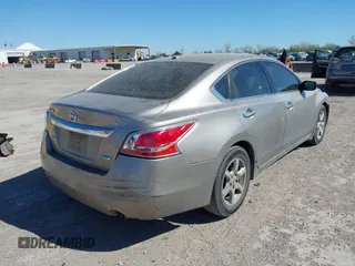 2014 Nissan Altima S with VIN 1N4AL3AP0EN231974, listed as a IAAI auction lot 41824486 with 192,063 mi miles and . Bid and sale history available at DreamBid. Image 4.