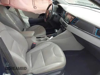 2018 Kia Niro Touring with VIN KNDCE3LC6J5174472, listed as a IAAI auction lot 41824400 with 83,182 mi miles. Bid and sale history available at carsss.com. Image 5.