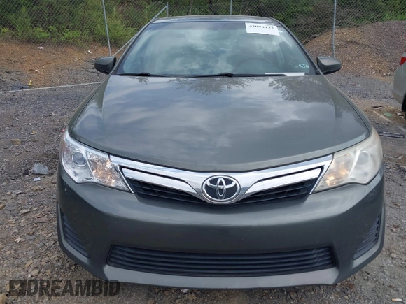 2012 Toyota Camry L with VIN 4T1BF1FK2CU594413, listed as a IAAI auction lot 42094133 with 170,694 mi miles. Bid and sale history available at carsss.com. Image 6.
