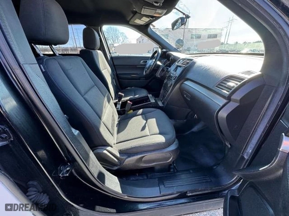2018 Ford Police Interceptor Utility with VIN 1FM5K8AR4JGA32224, listed as a Copart auction lot 46295085 with 121,565 mi miles and Clean Title. Bid and sale history available at carsss.com. Image 5.