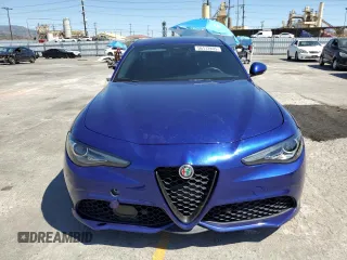 2022 Alfa Romeo Giulia with VIN ZARFAMAN6N7655650, listed as a Copart auction lot 56172805 with 28,619 mi miles and Salvage title. Bid and sale history available at DreamBid. Image 5.