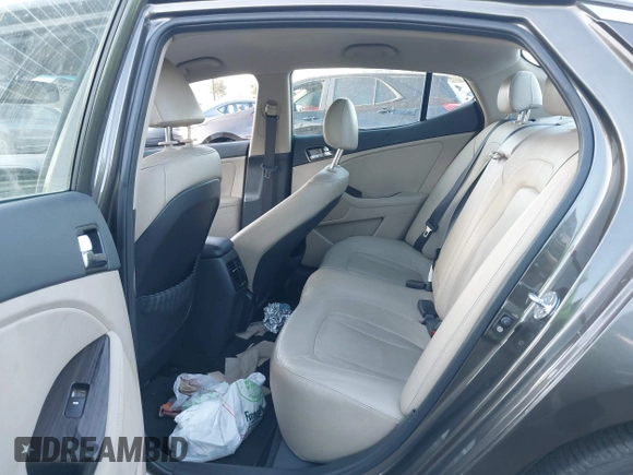 2011 Kia Optima EX with VIN KNAGN4A68B5086204, listed as a IAAI auction lot 41976276 with 177,439 mi miles and . Bid and sale history available at carsss.com. Image 8.