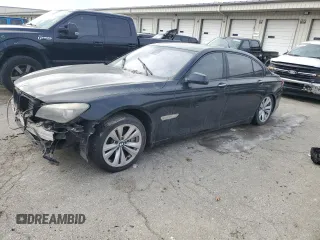 2012 BMW 7 Series с VIN WBAKX8C57CC198473, выставлен на аукционе Copart как лот 41858265 с пробегом 86 741 миль миль и Списание • Salvage title. История ставок и продаж доступна на DreamBid. Изображение 1.