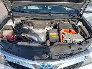 2012 Toyota Camry XLE z VIN 4T1BD1FK4CU017422, wystawiony jako IAAI lot #42366815 z przebiegiem 156 506 mil mil oraz . Historia ofert i sprzedaży dostępna na DreamBid. Obrazek 10.