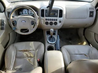 2006 Ford Escape Limited with VIN 1FMYU94196KC82484, listed as a Copart auction lot 48523075 with 208,093 mi miles and Salvage Title. Bid and sale history available at carsss.com. Image 8.