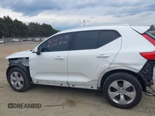 2022 Volvo XC40 Momentum с VIN YV4162UK6N2755592, выставлен на аукционе IAAI как лот 41684922 с пробегом 35 925 миль миль и . История ставок и продаж доступна на DreamBid. Изображение 15.