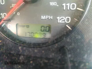 2002 Subaru Legacy Outback L.L. Bean with VIN 4S3BH806427664591, listed as a IAAI auction lot 40529010 with 170,089 mi miles and . Bid and sale history available at DreamBid. Image 7.