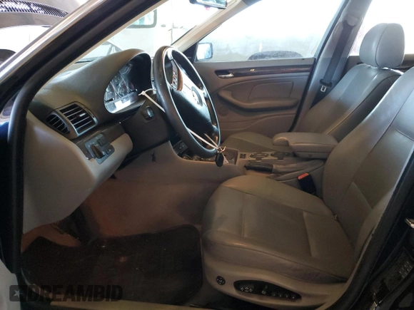 2002 BMW 3 Series 330i with VIN WBAEV53432KM15028, listed as a Copart auction lot 45958805 with 200,546 mi miles and Salvage Title. Bid and sale history available at carsss.com. Image 7.
