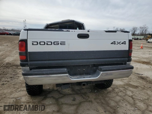 1998 Dodge 2500 with VIN 1B7KF2369WJ237365, listed as a Copart auction lot 46075325 with 139,724 mi miles and Salvage Title. Bid and sale history available at DreamBid. Image 6.
