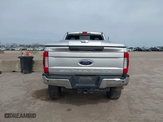 2017 Ford Super Duty F-250 SRW Lariat with VIN 1FT7W2BTXHED57250, listed as a IAAI auction lot 41724650 with 88,796 mi miles. Bid and sale history available at carsss.com. Image 16.