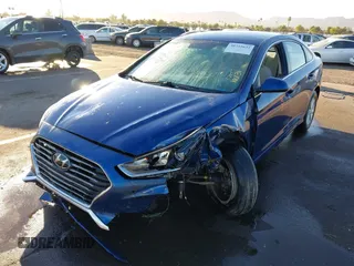 2019 Hyundai Sonata SE with VIN 5NPE24AF2KH769406, listed as a IAAI auction lot 40735632 with 76,127 mi miles and . Bid and sale history available at DreamBid. Image 17.