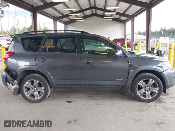 2010 Toyota RAV4 Sport с VIN JTMRK4DV0A5090107, выставлен на аукционе IAAI как лот 42232119 с пробегом 190 450 миль миль и . История ставок и продаж доступна на DreamBid. Изображение 13.