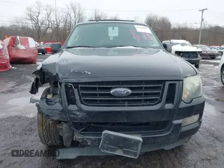 2010 Ford Explorer z VIN 1FMEU8DE5AUA85647, wystawiony jako IAAI lot #41534833 z przebiegiem 129 925 mil mil oraz . Historia ofert i sprzedaży dostępna na DreamBid. Obrazek 19.