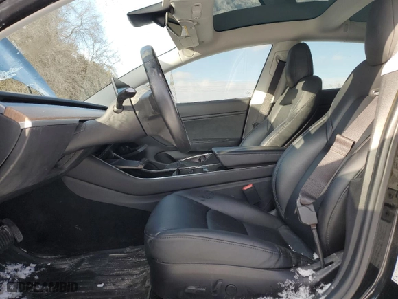 2019 Tesla Model 3 Mid Range with VIN 5YJ3E1EA7KF418789, listed as a Copart auction lot 89198335 with 88,181 mi miles and Salvage Title. Bid and sale history available at carsss.com. Image 7.