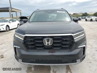 2025 Honda Pilot Touring with VIN 5FNYG2H79SB007996, listed as a Copart auction lot 49767095 with 15,894 mi miles and Salvage Title. Bid and sale history available at carsss.com. Image 5.
