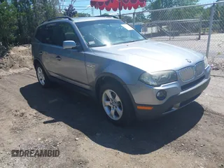 2008 BMW X3 3.0si с VIN WBXPC93488WJ08094, выставлен на аукционе IAAI как лот 42811966 с пробегом 114 530 миль миль и . История ставок и продаж доступна на DreamBid. Изображение 1.