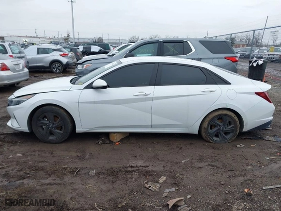 2021 Hyundai Elantra SEL with VIN 5NPLS4AG8MH008317, listed as a IAAI auction lot 41557348 with 113,034 mi miles. Bid and sale history available at carsss.com. Image 14.