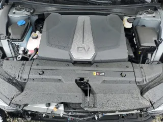 2023 Kia EV6 GT-Line with VIN KNDC4DLC5P5119755, listed as a Copart auction lot 52284784 with 5,559 mi miles and Salvage Title. Bid and sale history available at carsss.com. Image 12.