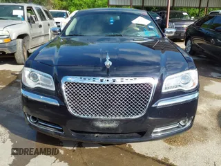 2011 Chrysler 300 Limited with VIN 2C3CA5CG2BH535821, listed as a IAAI auction lot 42059742 with 108,401 mi miles. Bid and sale history available at carsss.com. Image 6.