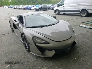 2017 McLaren 570S z VIN SBM13DAA7HW003763, wystawiony jako Copart lot #57582895 z przebiegiem 43 165 mil mil oraz Szkody całkowita. Historia ofert i sprzedaży dostępna na DreamBid. Obrazek 13.