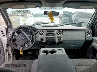 2016 Ford F-250 Lariat z VIN 1FT7W2BTXGEC52786, wystawiony jako Copart lot #57510955 z przebiegiem 599 095 mil mil oraz Czysty tytuł • Clean title. Historia ofert i sprzedaży dostępna na DreamBid. Obrazek 8.