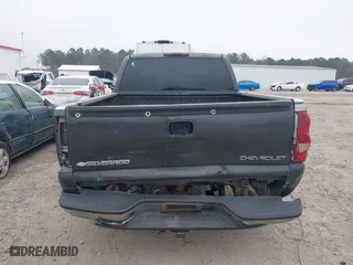2003 Chevrolet Silverado 1500 LS with VIN 2GCEC19T131315205, listed as a IAAI auction lot 41804738 with 207,940 mi miles. Bid and sale history available at carsss.com. Image 17.
