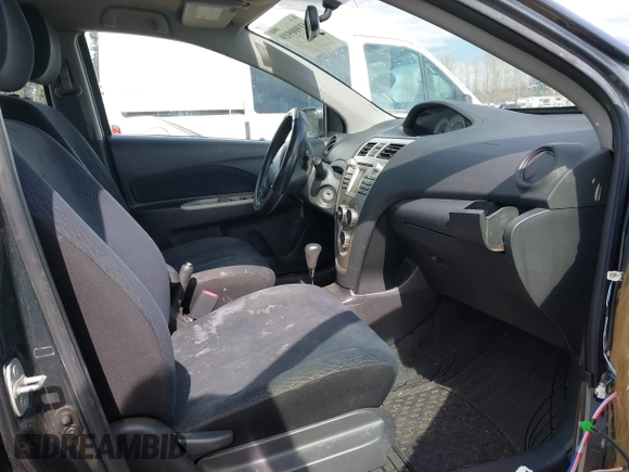 2007 Toyota Yaris with VIN JTDBT923X71084554, listed as a IAAI auction lot 41900919 with 262,259 mi miles and . Bid and sale history available at DreamBid. Image 5.