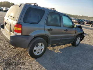 2004 Ford Escape XLT with VIN 1FMYU03154DA18466, listed as a Copart auction lot 70574604 with 168,553 mi miles and Salvage Title. Bid and sale history available at carsss.com. Image 3.