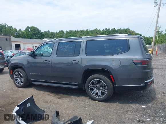 2024 Jeep Wagoneer Series II with VIN 1C4SJRBP2RS122316, listed as a IAAI auction lot 42485847 with 30,280 mi miles and . Bid and sale history available at DreamBid. Image 14.