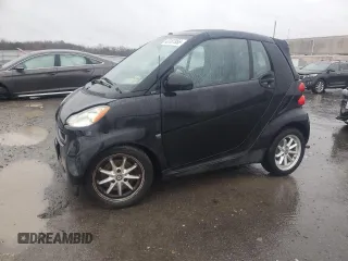 2009 Smart fortwo Passion with VIN WMEEK31X59K270597, listed as a Copart auction lot 43187955 with 67,842 mi miles and Clean Title. Bid and sale history available at carsss.com. Image 1.