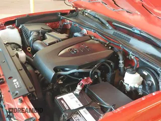 2017 Toyota Tacoma SR5 z VIN 3TMAZ5CN4HM037804, wystawiony jako IAAI lot #43407058 z przebiegiem 119 886 mil mil oraz . Historia ofert i sprzedaży dostępna na DreamBid. Obrazek 19.