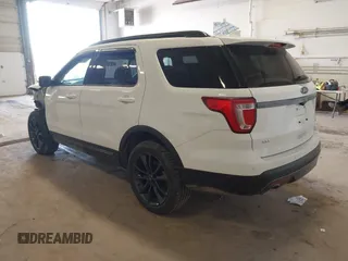 2017 Ford Explorer XLT с VIN 1FM5K8D82HGD99409, выставлен на аукционе IAAI как лот 41843212 с пробегом 150 095 миль миль и . История ставок и продаж доступна на DreamBid. Изображение 3.
