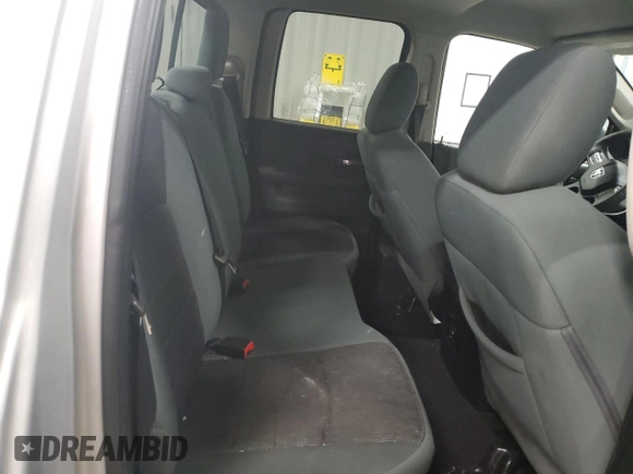 2013 Ram 1500 SLT z VIN 1C6RR7GT2DS645143, wystawiony jako Copart lot #45609285 z przebiegiem 223 347 mil mil oraz Czysty tytuł • Clean title. Historia ofert i sprzedaży dostępna na DreamBid. Obrazek 10.