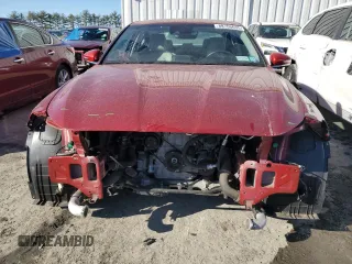 2021 Genesis G70 2.0T with VIN KMTG64LA9MU077040, listed as a Copart auction lot 88766635 with 31,718 mi miles and Salvage title. Bid and sale history available at DreamBid. Image 5.