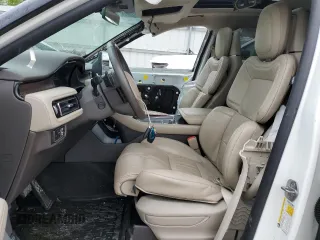 2020 Lincoln Aviator Reserve z VIN 5LM5J7XC0LGL22749, wystawiony jako Copart lot #55477675 z przebiegiem 61 286 mil mil oraz Szkoda całkowita • Salvage title. Historia ofert i sprzedaży dostępna na DreamBid. Obrazek 7.