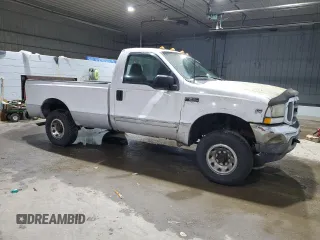 2002 Ford Super Duty F-250 XL with VIN 1FTNF21LX2EA21680, listed as a Copart auction lot 86453084 with 131,748 mi miles and Clean Title. Bid and sale history available at carsss.com. Image 4.