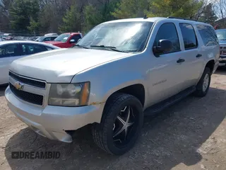 2010 Chevrolet Suburban LS with VIN 1GNUKHE34AR225345, listed as a IAAI auction lot 42106308 with 203,097 mi miles. Bid and sale history available at carsss.com. Image 23.