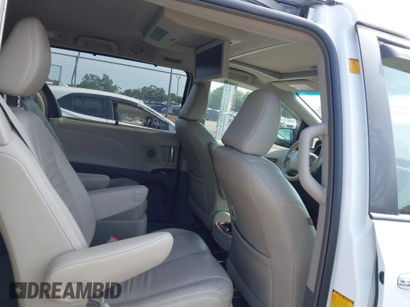 2011 Toyota Sienna XLE с VIN 5TDDK3DC6BS029472, выставлен на аукционе IAAI как лот 42334600 с пробегом 145 860 миль миль и . История ставок и продаж доступна на DreamBid. Изображение 8.