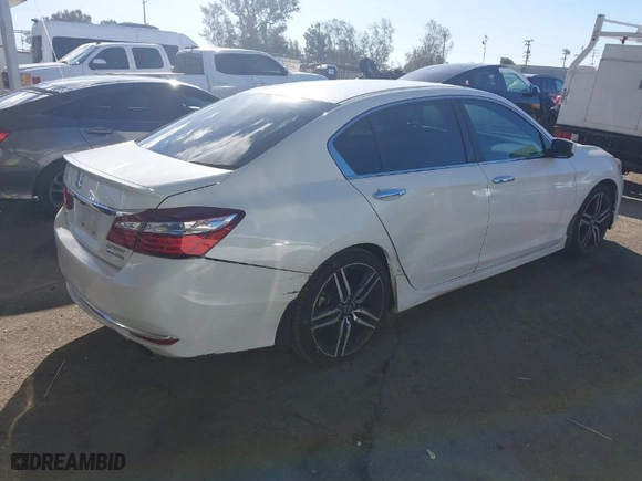 2017 Honda Accord Sedan Sport SE with VIN 1HGCR2F1XHA159579, listed as a IAAI auction lot 41667239 with 156,393 mi miles. Bid and sale history available at carsss.com. Image 4.