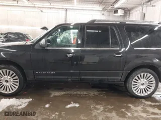 2015 Lincoln Navigator L with VIN 5LMJJ3JT9FEJ05006, listed as a IAAI auction lot 41480586 with NaN miles. Bid and sale history available at carsss.com. Image 15.