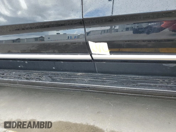 2023 Cadillac Escalade z VIN 1GYS3KKL3PR360009, wystawiony jako Copart lot #77258524 z przebiegiem 12 874 mil mil oraz Szkoda całkowita • Salvage title. Historia ofert i sprzedaży dostępna na DreamBid. Obrazek 13.