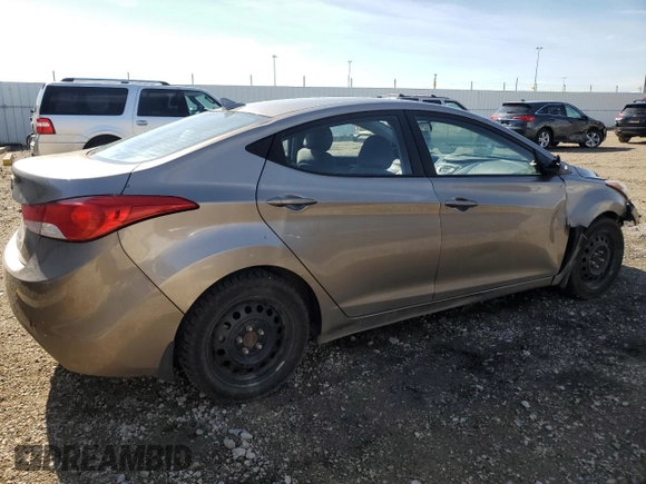 2013 Hyundai Elantra GLS z VIN 5NPDH4AE3DH433316, wystawiony jako Copart lot #58578135 z przebiegiem 243 028 mil mil oraz Szkody całkowita. Historia ofert i sprzedaży dostępna na DreamBid. Obrazek 3.