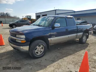 2000 Chevrolet Silverado 1500 LS with VIN 2GCEK19T4Y1399143, listed as a Copart auction lot 52806905 with 180,477 mi miles and Non Repairable. Bid and sale history available at carsss.com. Image 1.