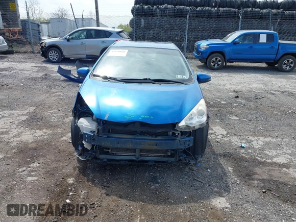 2014 Toyota Prius One with VIN JTDKDTB33E1565723, listed as a IAAI auction lot 42070826 with 145,811 mi miles and . Bid and sale history available at DreamBid. Image 13.