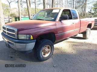 2002 Dodge 2500 with VIN 3B7KF23612M209587, listed as a IAAI auction lot 41721246 with 261,501 mi miles. Bid and sale history available at carsss.com. Image 2.