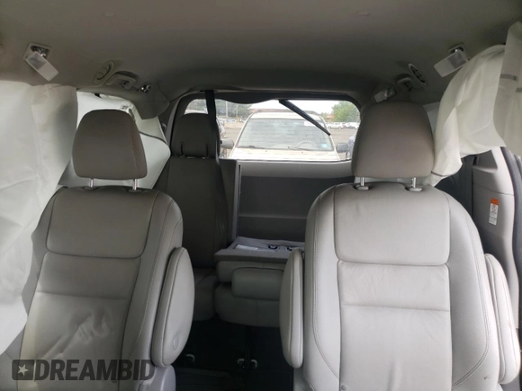2020 Toyota Sienna XLE with VIN 5TDDZ3DCXLS251932, listed as a Copart auction lot 56340435 with Not provided miles and Salvage title. Bid and sale history available at DreamBid. Image 10.