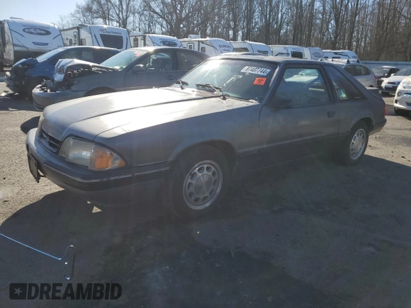 1993 Ford Mustang с VIN 1FACP41M6PF186870, выставлен на аукционе Copart как лот 87487744 с пробегом 37 671 миль миль и Списание • Salvage title. История ставок и продаж доступна на DreamBid. Изображение 1.
