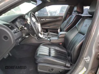 2019 Chrysler 300 with VIN 2C3CCAGG2KH539686, listed as a Copart auction lot 47141305 with 101,607 mi miles and Salvage Title. Bid and sale history available at carsss.com. Image 7.